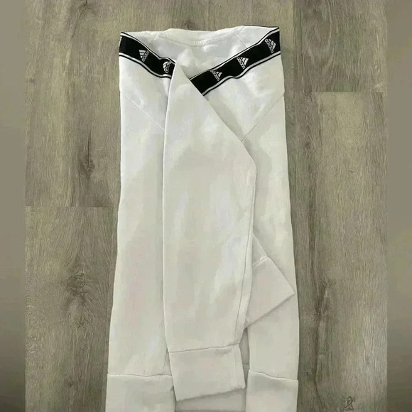 ADIDAS- Womens Tiro Crew Sweatshirt- Longsleeves M - Picture 4 of 12